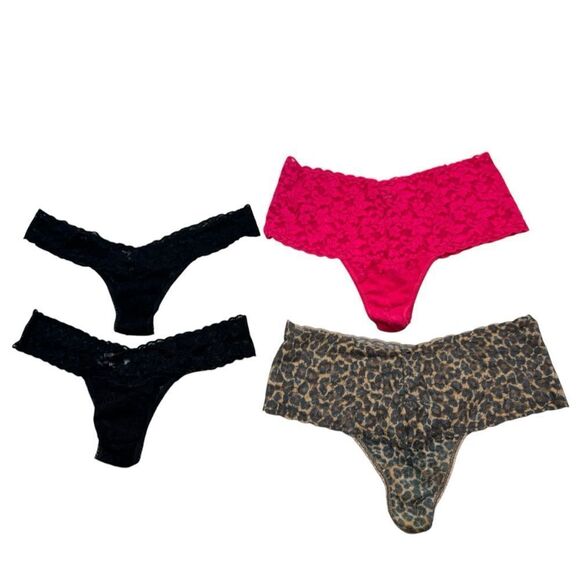 Lot of Four Ladies Hanky Panky Lace Thongs All One Size - Picture 1 of 13
